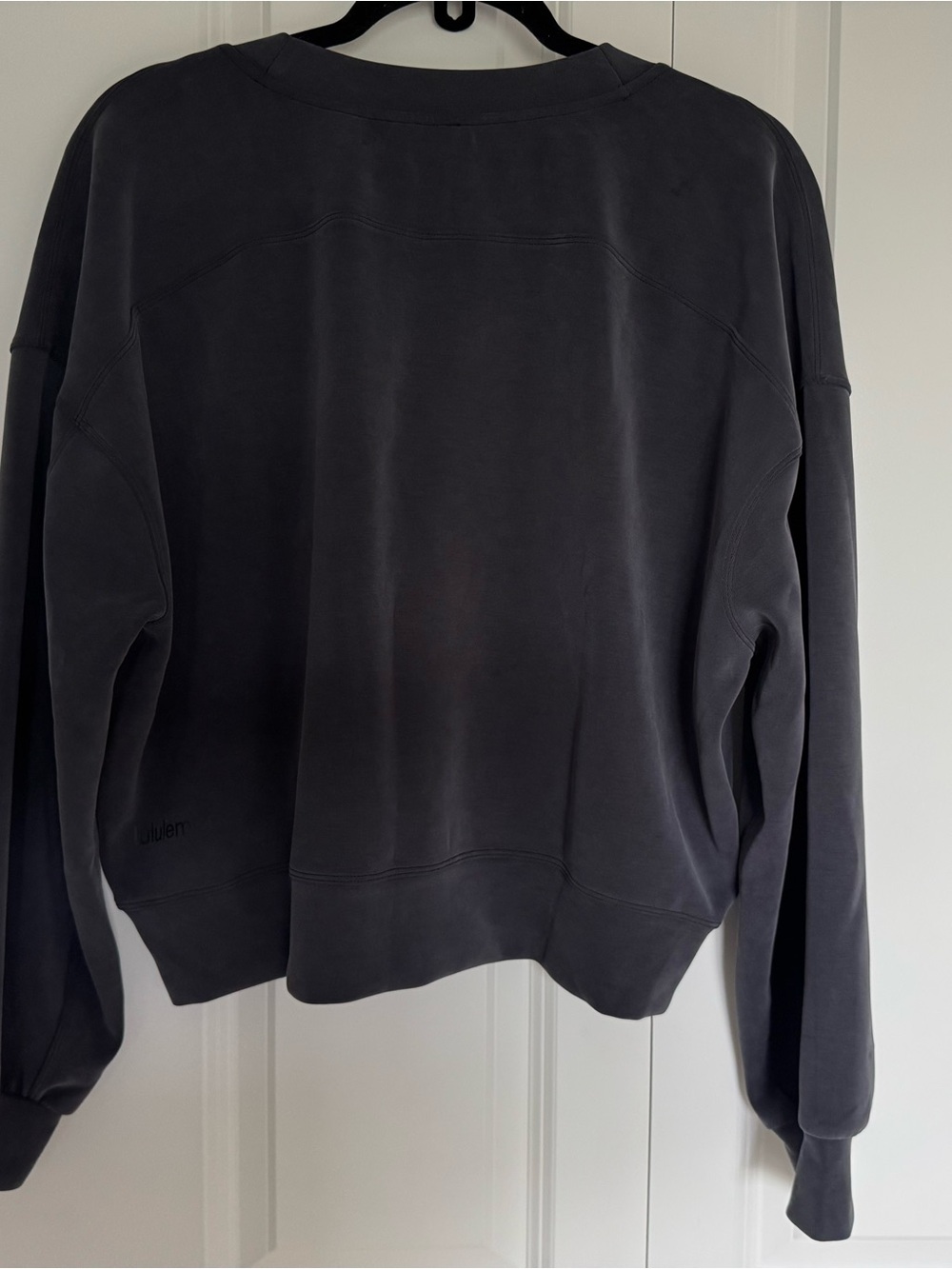 Lululemon Softstreme Black Relaxed Sweatshirt Cropped Pants Set - Picture 4 of 4